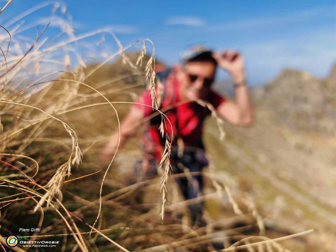 38 Ed eccoci sulla cresta di vetta di Cima Val Pianella (2349 m).jpg